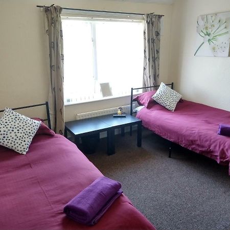 וורקינגטון Rowe Gardens - Self Catering - Guesthouse Style - Comfortable Twin Or Double Rooms - Quiet Residential Area מראה חיצוני תמונה
